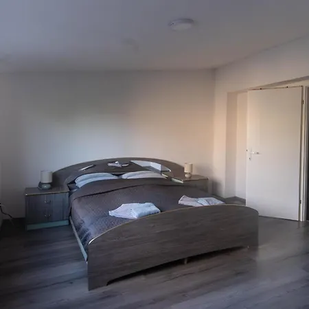 Nobu 44 ' Heart Of * Sarajevo